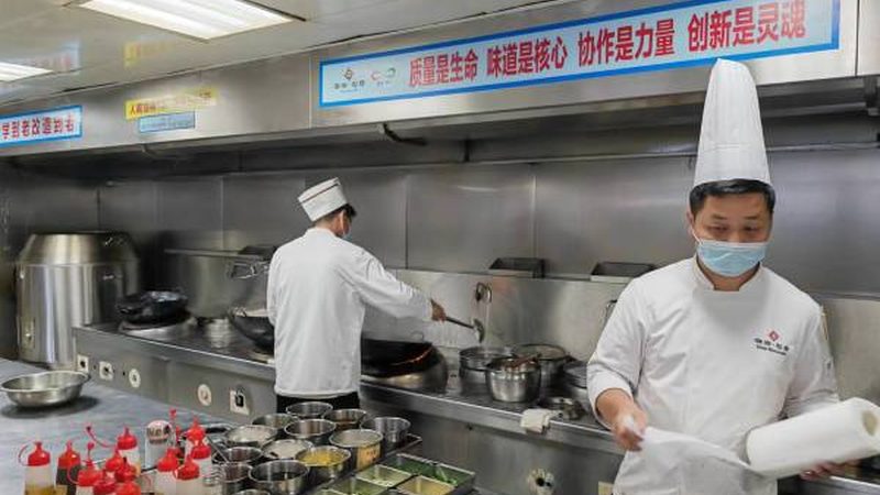 揭秘网红膨化食品代工：行业揭秘与品牌选择**